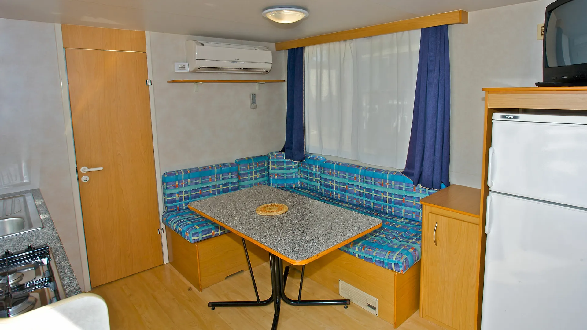 Arena Medulin Mobile Homes 2*,  Croatia